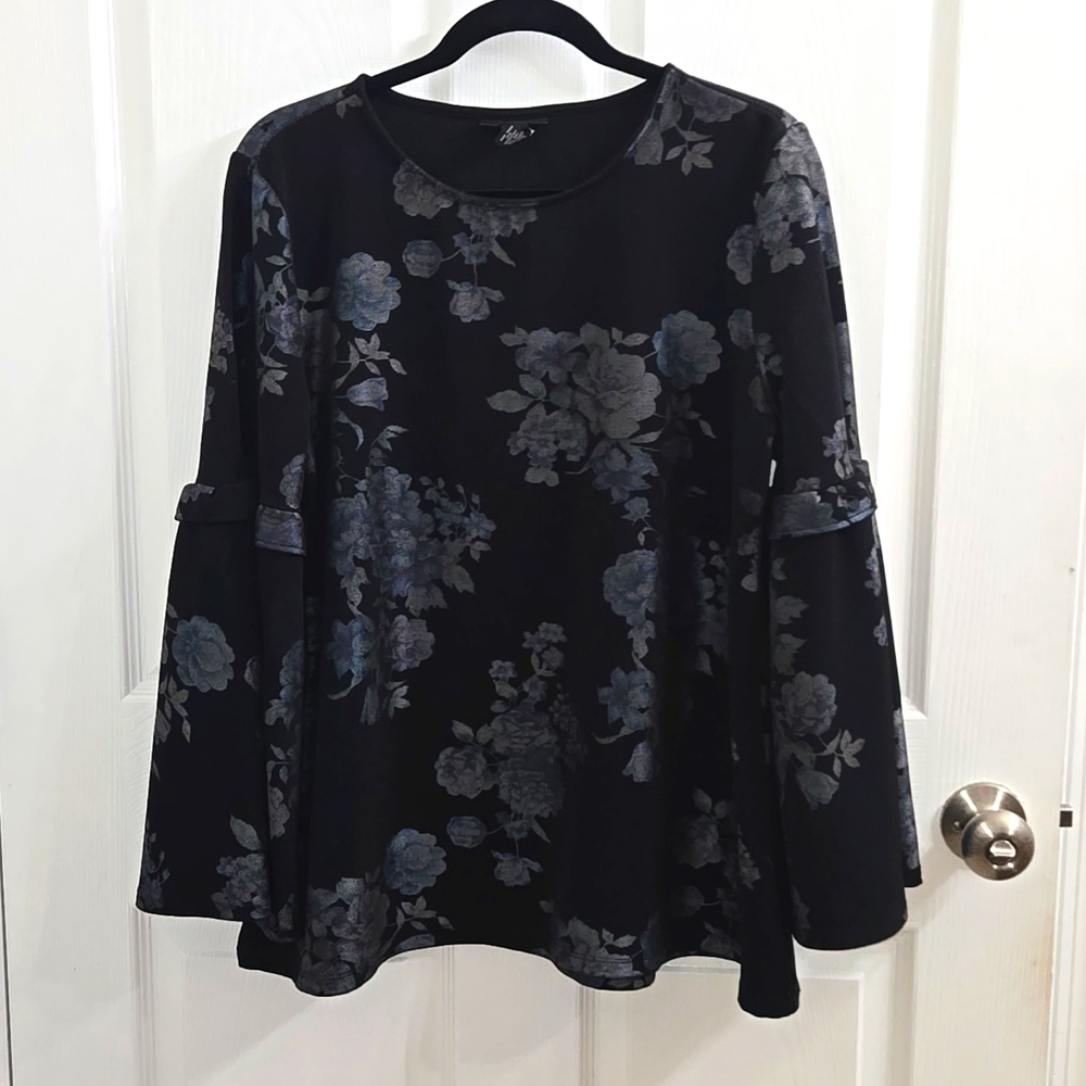 ALFANI Tiered Sleeve Blouse